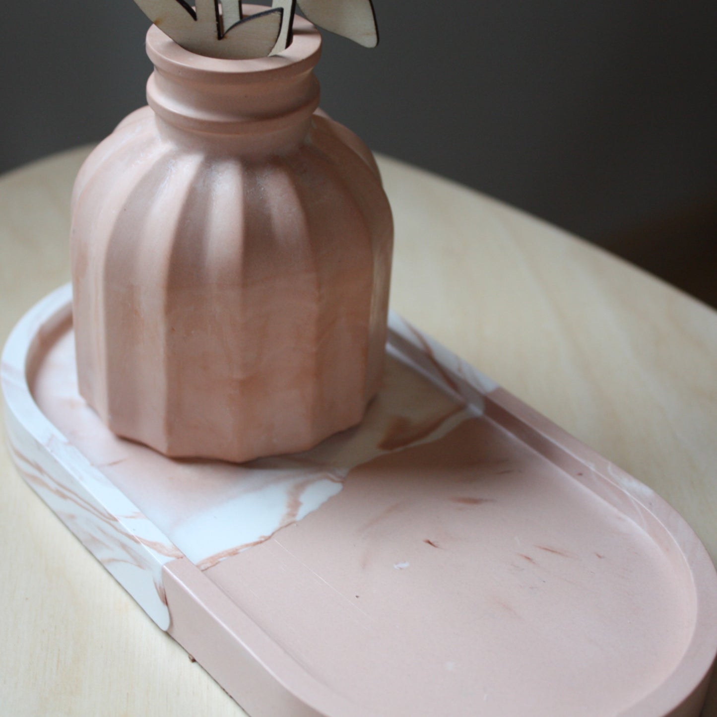 Vase de fleurs éternelles et support | Bicolore