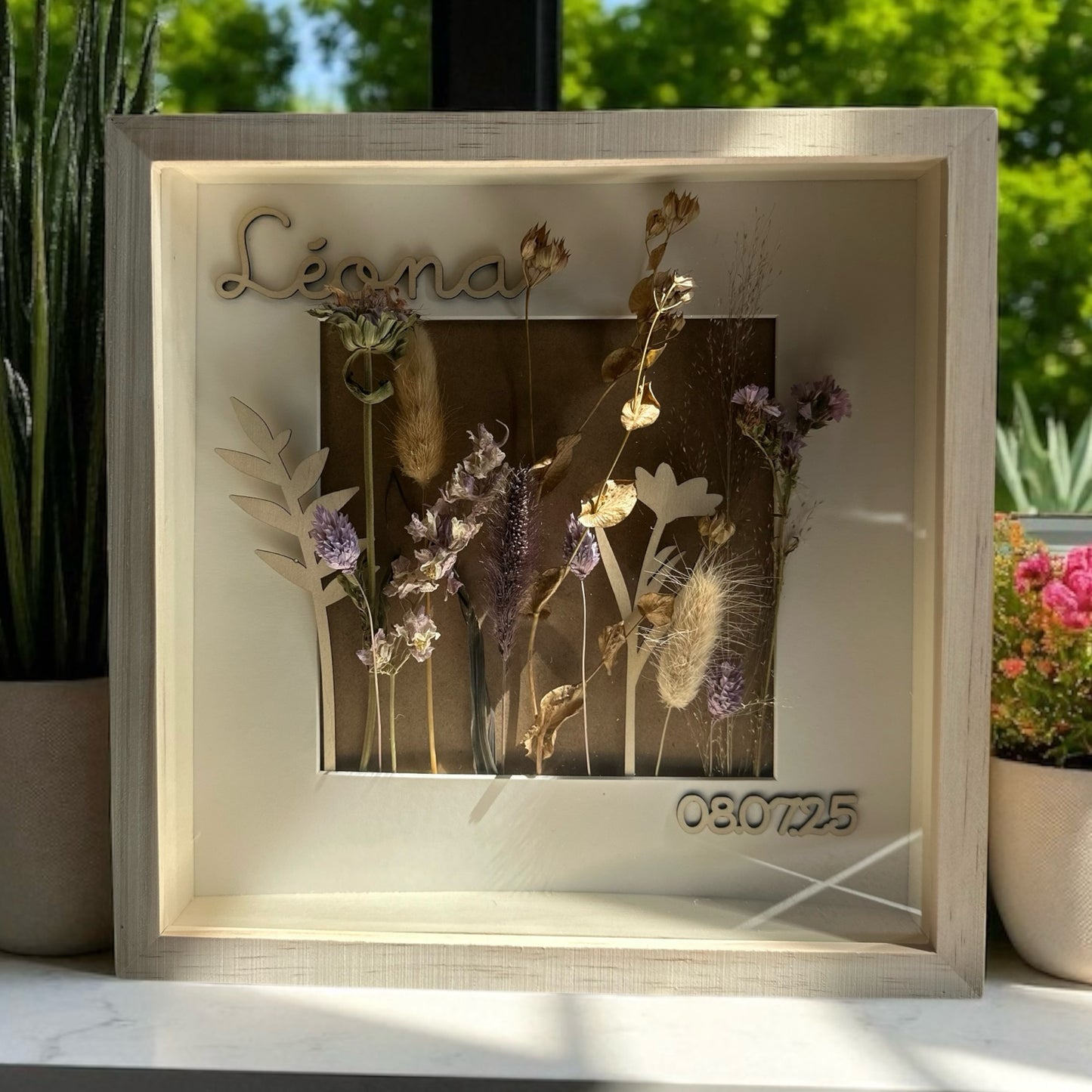 Cadre floral personnalisé bois | Fleurs séchées souvenir unique