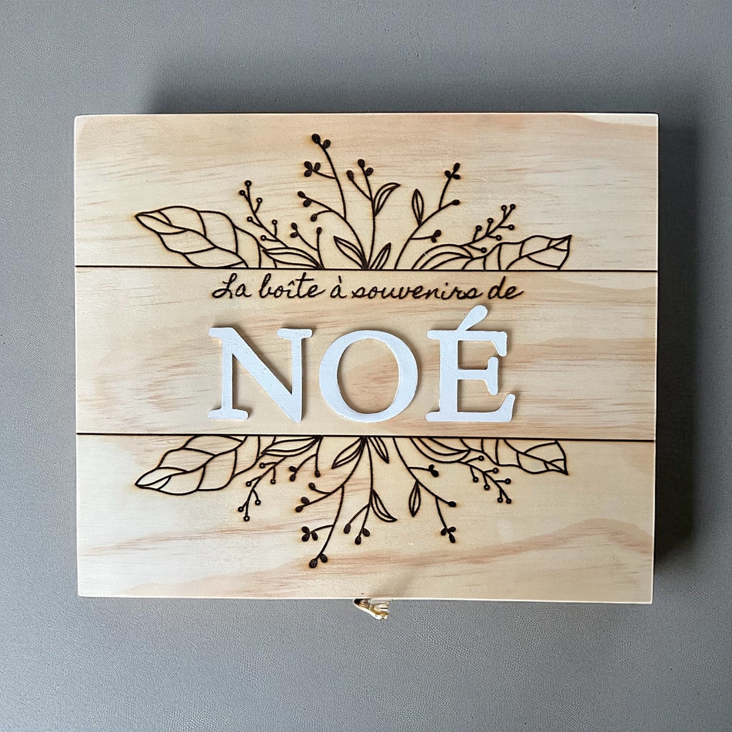 Coffret naissance personnalisé en bois - Boîte souvenirs bébé